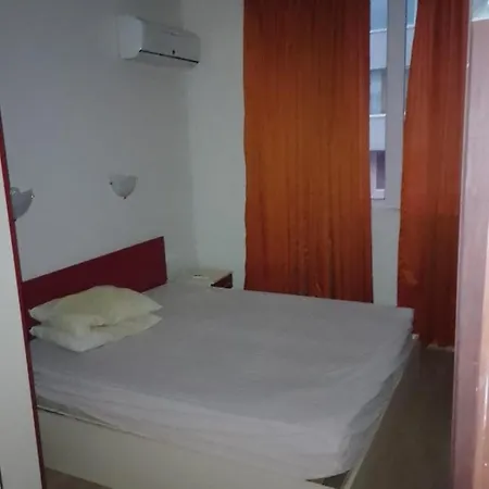 Sunny Apartment Apartman *